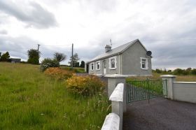 Cottage on C.0.5 Acre Rathcobane, Leamlara, Co. Cork  T56HD58